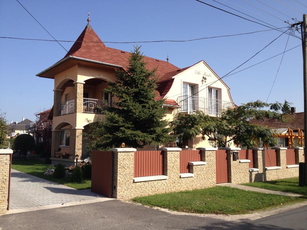 Villa Monika Кестели Екстериор снимка